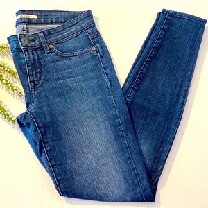 Rich & Skinny Women’s Dark Wash Jeans size 26